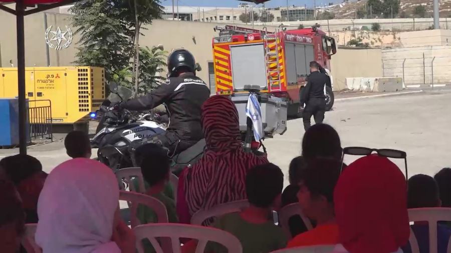 بإشتراك عشرات الأطفال، وعائلاتهم : نشاط لشرطة القدس في شعفاط
